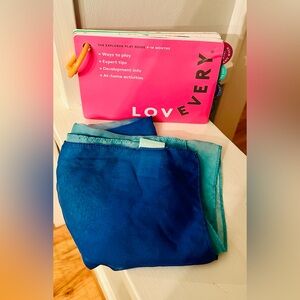 Lovevery Bright and Light Scarf